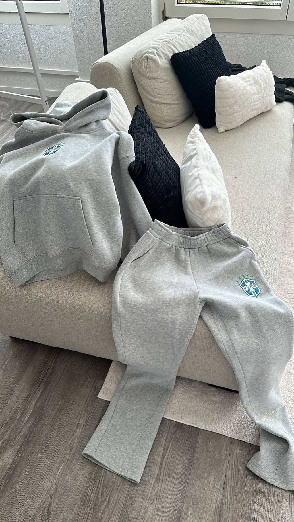 FULL ESSENTIAL TRACKSUIT
